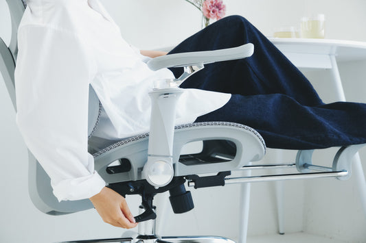 【2026年最新】そのオフィスチェア、体に合っていますか？疲れやすさの原因と選び方