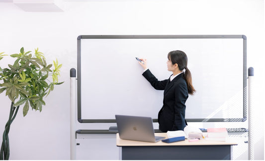 ゲーミングチェアとオフィスチェアはどっちがいい？違いを徹底解説