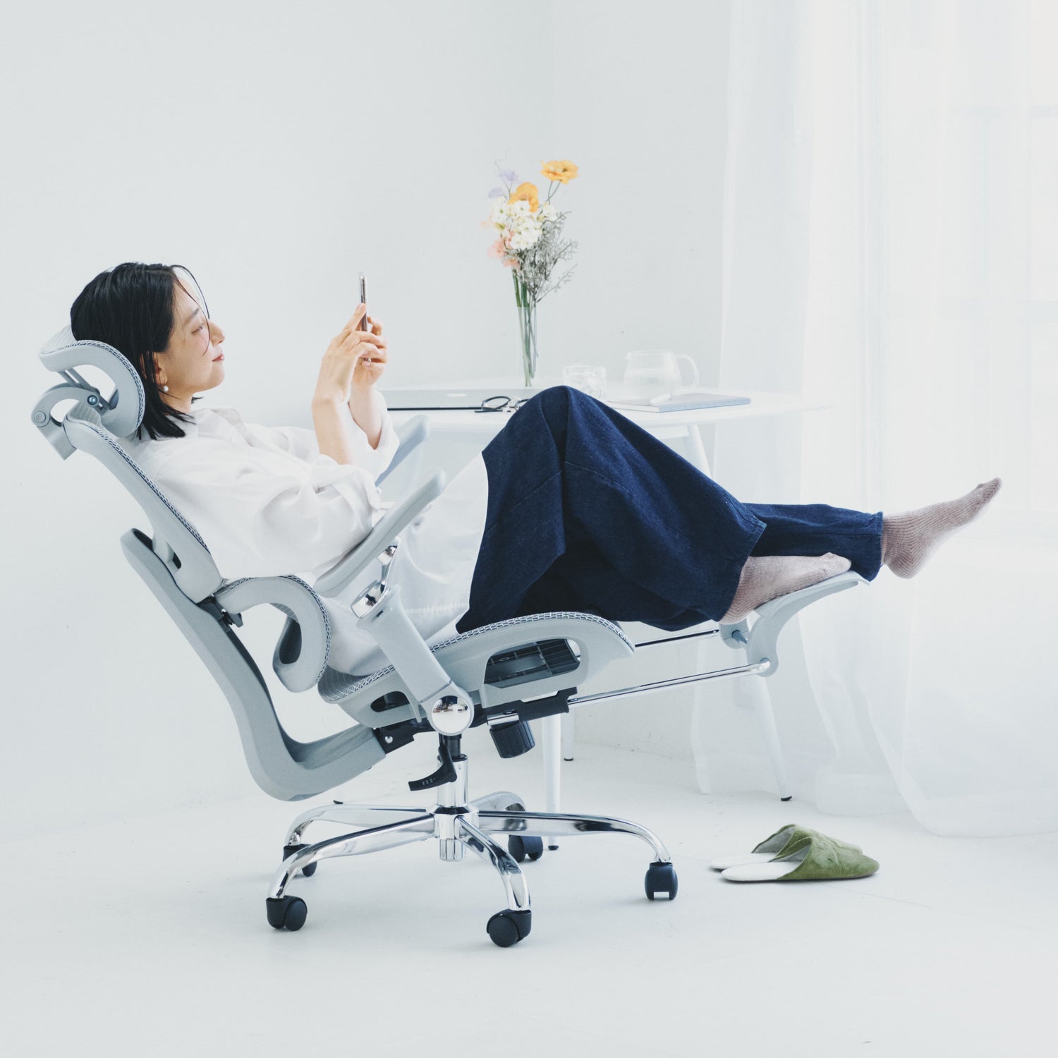 人間工学オフィスチェア Aerlix N09 背中サポート